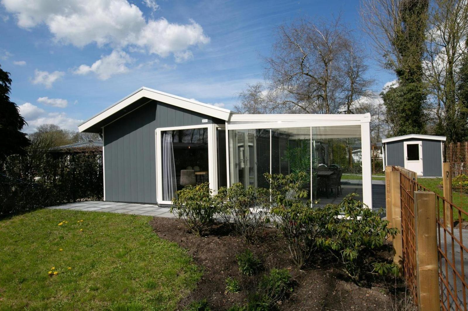 Recreatiepark En Jachthaven De Scherpenhof Terwolde Room photo